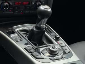 Audi A4 Berlină Diesel 143 cp 2010 — miniatura 5