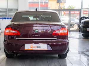 Skoda Superb 2011, 139359 km, 160 CP, 6.350 EUR — miniatura 6