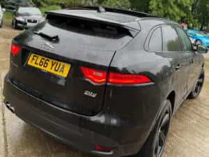 JAGUAR - F • PACE - R • SPORT - 2017 - 2.0 Diesel - Ingenium - Euro 6 - 180 Cai Putere - Panoramic - Automat - Full Led - Xenon - 4x4 - — miniatura 6