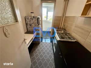 APARTAMENT 2 CAMERE DE VANZARE, ETAJ INTERMEDIAR, CENTRU — miniatura 4