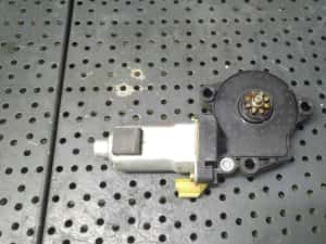 Motoras macara stanga fata kia sportage 2 je km — miniatura 5