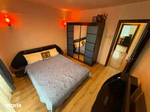 Bld. Traian zona Unicredit – Ap. 4 camere, et. intermediar — miniatura 6