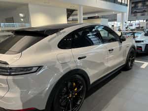Porsche Cayenne 2024, Hibrid, 14.900 km, 740 cp — miniatura 3