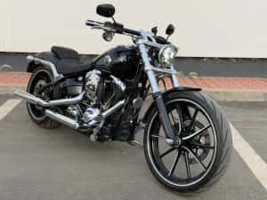 Harley-Davidson Breakout — miniatura 1