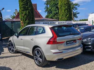VOLVO XC 60 PLUG IN HYBRID T8 AWD INSCRIPTION — miniatura 3