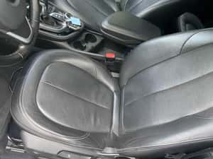 BMW 2 Series Active Tourer 218d Active Tourer Steptronic — miniatura 6