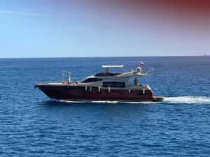 AMBARCATIUNE cu motor yacht — miniatura 4