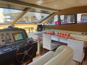 AMBARCATIUNE cu motor yacht — miniatura 9
