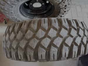 Vand 4 anvelope Maxxis Creepy Crawler 35x12.5-16 LT — miniatura 4