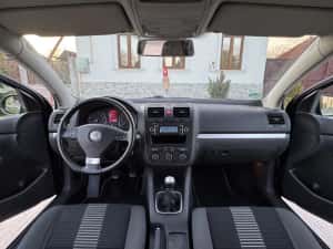 Volkswagen Golf 5 2009 *UNITED* Benzina 6+1 Viteze — miniatura 7