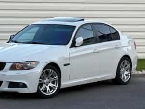 BMW Seria 3 E90 LCi 2010/ 2.0d/ Pachet M/ Euro 5/ Bi-Xenon/ Trapa — miniatura 2