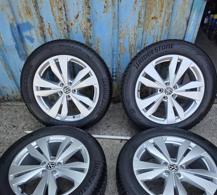 Jante Aliaj 5×112 Noi Pe 19 Echipate cu Anvelope Noi 235.55.19+255.50.19 Bridgestone — fotografie 1 din 10