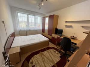 Închiriez apartament 2 camere decomandat – zona Mihai Viteazul — miniatura 2