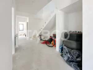 Casa de tip Duplex 143 mpu 5 camere semifinisata intabulata — miniatura 5