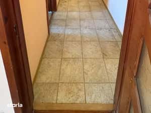 Apartament 3 camere, etaj 3 str.Carpati Piata-Sud Bacău — miniatura 5