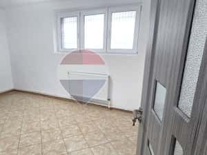 Apartament cu 2 camere decomandate – zonă ultracentrală, strada Păcii — miniatura 4