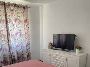 Închiriez apartament 2 camere/prima închiriere/bloc nou — miniatura 3