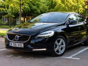 Volvo V40 D2 2.0 Diesel Euro 6 ,  CarVertical , Fără accident ,  ITP