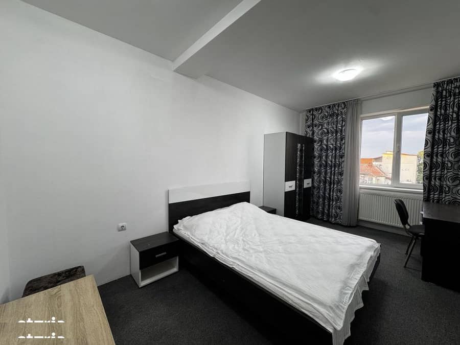 Apartament cu 1 camera, ideal pentru studenti, zona Complexul Studente — fotografie 1 din 6