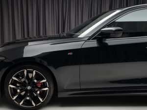 BMW 320i xDrive Sedan - 2025 — miniatura 7