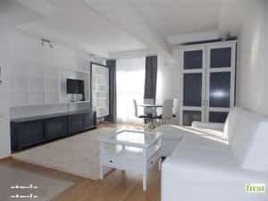 Apartament 2 camere Complex Cosmopolis, Mobilat-Utilat Modern — miniatura 3