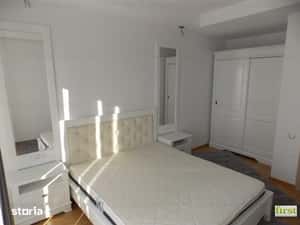 Apartament 2 camere Complex Cosmopolis, Mobilat-Utilat Modern — miniatura 6
