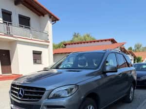 Mercedes ML 350, An 08/2015 — miniatura 3