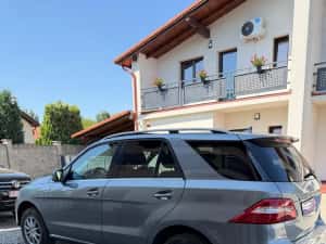 Mercedes ML 350, An 08/2015 — miniatura 4