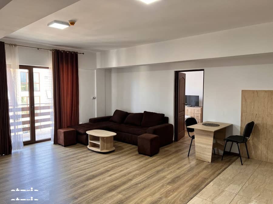 ap 2 camere et 2 balcon aproape Shopping City — fotografie 1 din 6