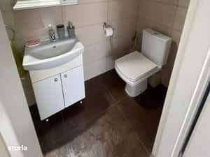 Închiriez apartament 3 camere, 2 băi și 2 garaje — miniatura 5