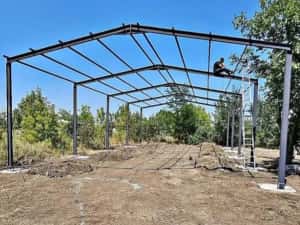 vând structură metalică 25 lungime 10 lățime patru la ștreașină din ip — miniatura 6