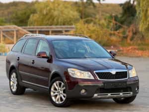 Skoda  OCTAVIA  2.0TDI  2010   SCOUT recent adusă