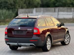 Skoda  OCTAVIA  2.0TDI  2010   SCOUT recent adusă — miniatura 4