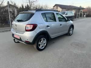 Dacia Sandero Stepway - 1.5 DCI - 2015 — miniatura 5