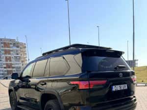 Toyota Sequoia TRD Pro 2023 – Putere și Aventură Hibridă” — miniatura 3