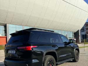 Toyota Sequoia TRD Pro 2023 – Putere și Aventură Hibridă” — miniatura 4