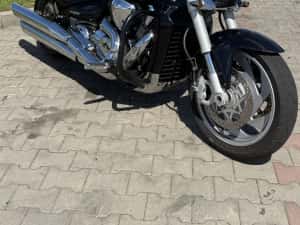 Suzuki intruder m109r m109r2