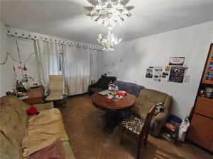 Apartament 2D B-dul Alexandru pretabil spatiu — miniatura 1