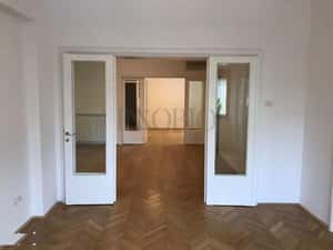 Apartament spațios cu 5 camere de vânzare | Piața Amzei — miniatura 3