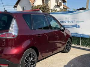 Renault Scenic Manuală 110 HP Diesel — miniatura 4