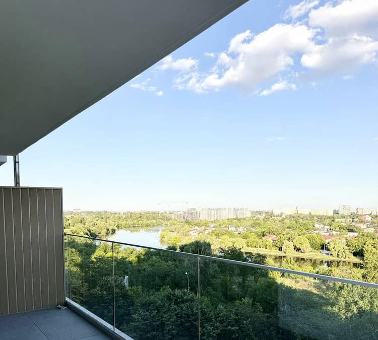 One High District 2 camere 57 mp+ 14 mp balcon, vedere spre lac — fotografie 1 din 6
