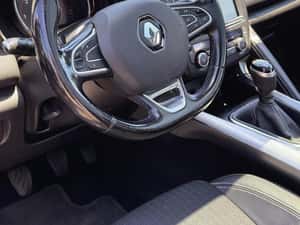 Vând Renault Kadjar 1.5 dCi (110 CP), 2016, foarte bine întreținută — miniatura 5