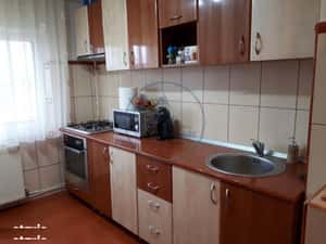 APARTAMENT 3 CAMERE DE INCHIRIAT – CALEA MOLDOVEI