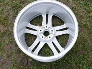 O bucată jantă R18 originală Peugeot seria 8Jx18 CH2 ET27 - 5x108 — miniatura 3