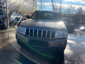 Dezmembrez Jeep Grand Cherokee 3.0 v6 CRV/bara fata jeep/far/capota/ — miniatura 3