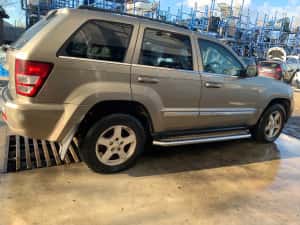 Dezmembrez Jeep Grand Cherokee 3.0 v6 CRV/bara fata jeep/far/capota/ — miniatura 6
