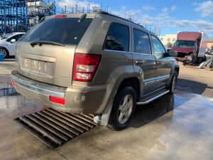 Dezmembrez Jeep Grand Cherokee 3.0 v6 CRV/bara fata jeep/far/capota/ — miniatura 7