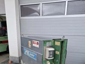 Masina de curata ,spalat panouri galbene,cofraje doka 220V