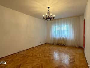 Apartament cu 3 camere, nemobilat, de inchiriat — miniatura 5