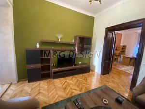 3 cam et 1 Piata Balcescu-CENTRALA- cladire istorica